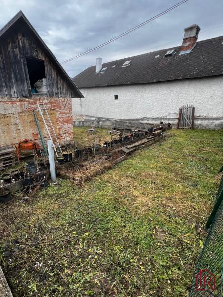 vodovod na pozemku.jpeg