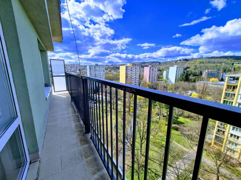 loggia 