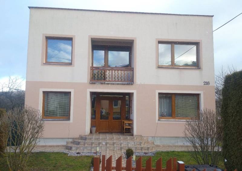 Dom predná strana