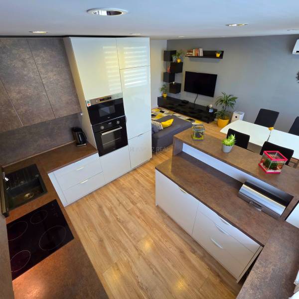 kuchyňa na mieru, vstavané spotrebiče - 3 izbový byt, Košice Západ, Terasa, Inžinierska, rekonštrukcia, na predaj, moderné bývanie
