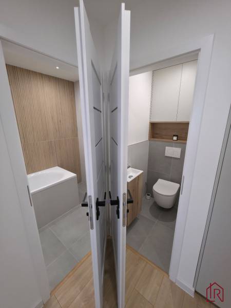 kupelna_toaleta_kosice_terasa_lesnicka_3izbovy_byt