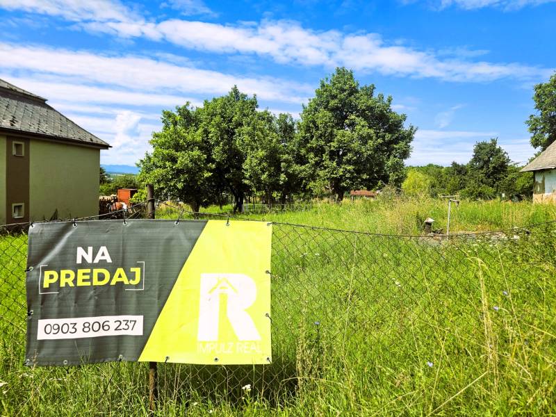 Borda pozemok 691 m2