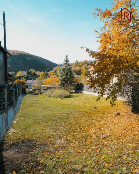 kosice-sever-svahovitý-pozemok-úpi