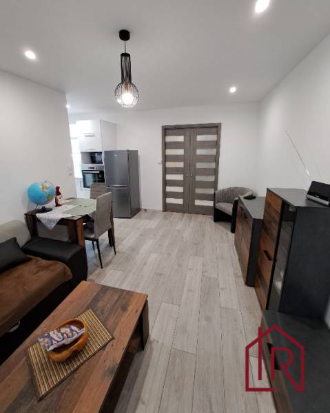 prenájom-byt-moldavská-19