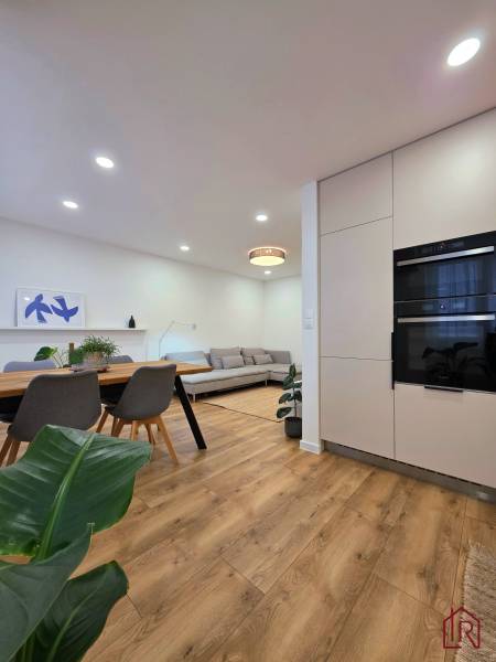 pohľad do obývačky