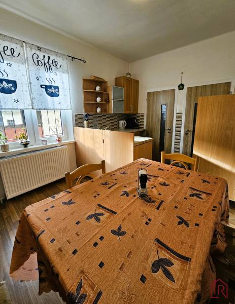 kuchyna-jedalensky-kutik-medzev