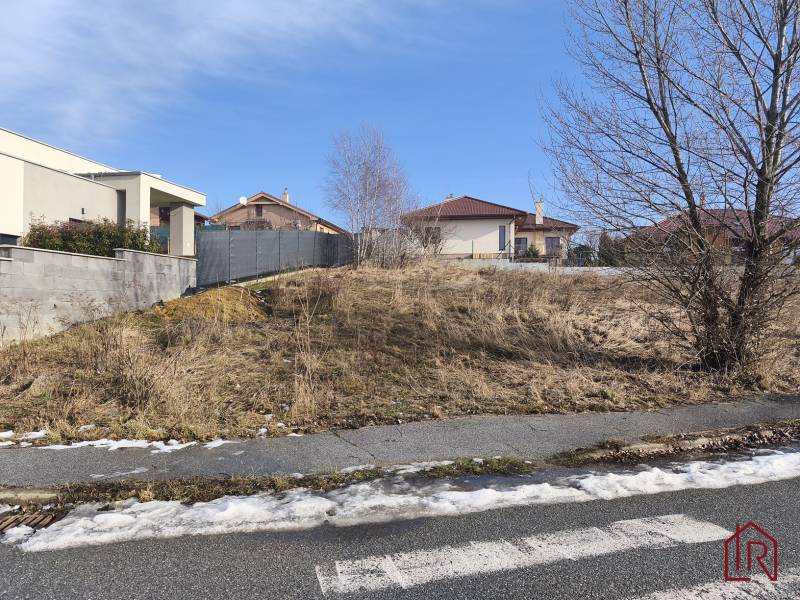 pozemok-slnečný-Vyšný Lorinčík