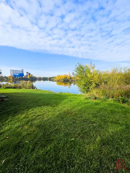 rovinaty-pozemok-cana