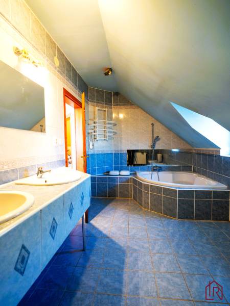 Kúpeľňa v rodinnom dome s kompletnými inžinierskymi sieťami v Michalovce