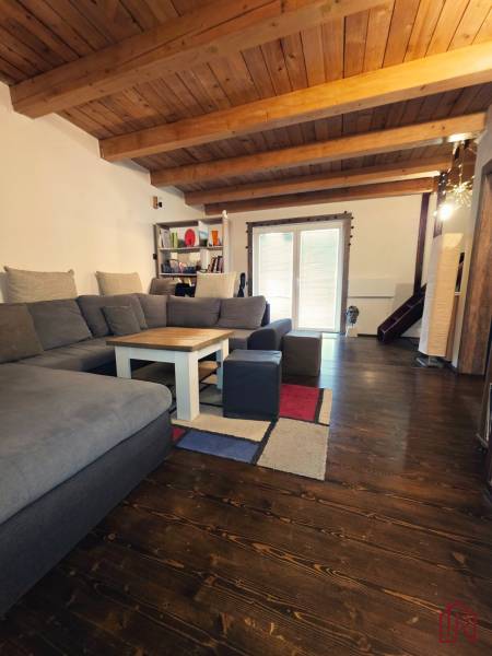 obývačka-Čaňa-chata-predaj