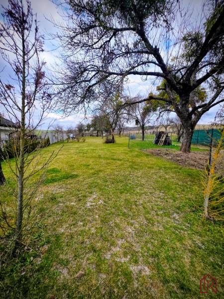 Rodinný dom Rozhanovce záhrada