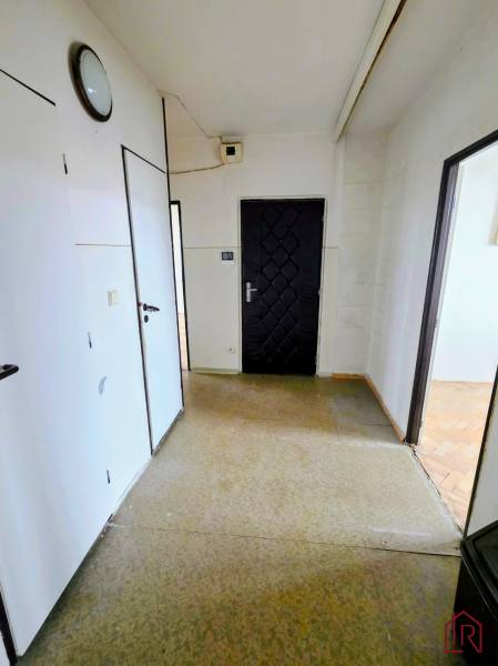 Chodba 3-izbový byt Železníky, Košice - Juh